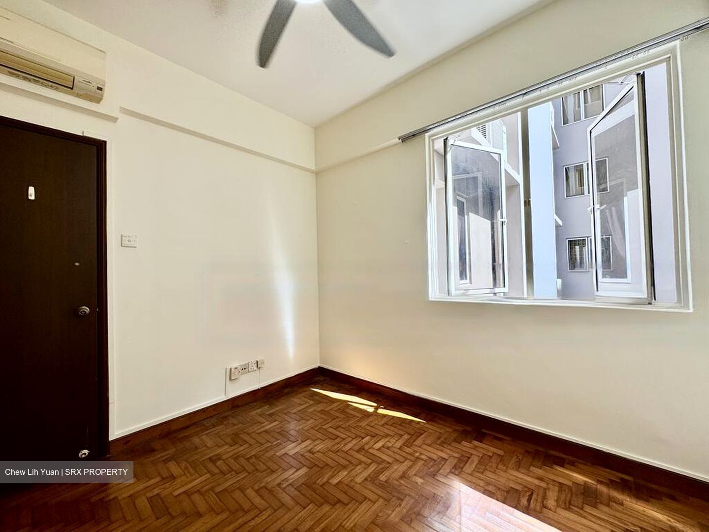 Castle Green (D26), Condominium #586244371
